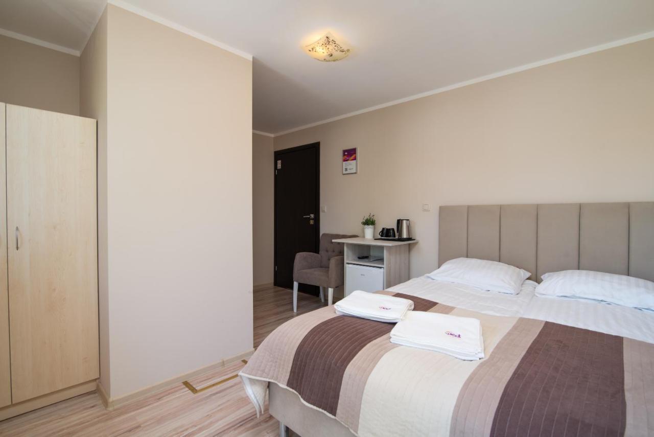 Pokoje Goscinne West Władysławowo Exterior foto